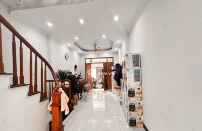 BÁN NHÀ LÊ TRỌNG TẤN - THANH XUÂN - NHÀ DÂN XÂY ĐẸP - SẴN Ở - 40M2 GIÁ 7.9 TỶ